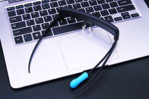 GlassOuse Hands-Free Assistive Device
