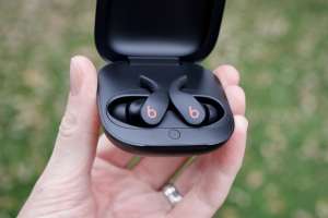 AirPods Pro vs Beats Fit Pro: Six reasons to skip Apple's pricey ...