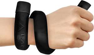 Amazon.com: LaceUp Fitness Wearable Wrist Weights, Adjustable Wrist ...