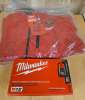 Milwaukee M12 12V Mens Heated Jacket With Battery, Red, Large New Milwaukee M12 12V Mens Heated Jacket With Battery, Red, Large New