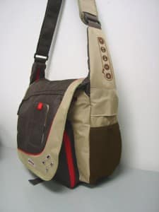 G-Tech Audio Messenger Bag 10