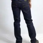 Fashionable Jeans Let You Text From Your Pocket 11 Fashionable Jeans Let You Text From Your Pocket 9
