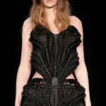 Iris Van Herpen Brings 3D Printed Couture to the Runway 10 Iris Van Herpen Brings 3D Printed Couture to the Runway 9