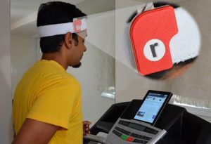 Run-n-Read Keeps e-Book Texts Steady While You Run 3