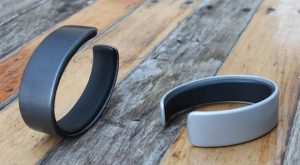 AIRO Wristband Measures Exercise, Sleep and Even Food Intake 8