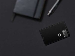 This Tiny Card Looks to Replace Your Wallet 1