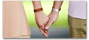 The ATHENE Bracelet Includes Everything You Need for Your Phone 11