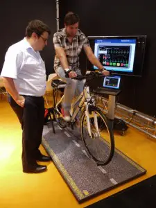 Fitness shirt powers bicycle based on breathing and heart rate 1