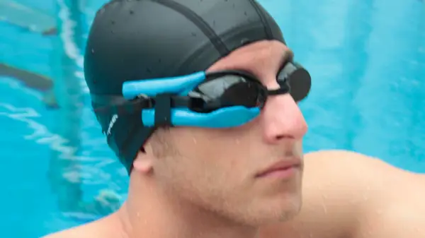 Instabeat: Google Glass for Swim Enthusiasts 4