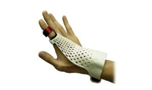 Fujitsu's Gesture Controlled Glove is a Throwback to the 1980s 6
