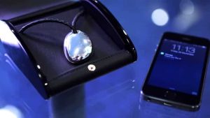 Necklace Projectors Could Be the Next Big Wearable Technology Thing 5