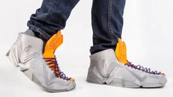 These 3D-Printed Sneakers Fold Up and Fit in Your Pocket 3