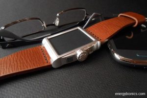 Energy Bionics Presents a Solar Watch that Also Charges Your Phone 7
