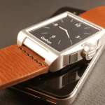 Carbon Smartwatch Can Actually Charge Your Smartphone 22 Carbon Smartwatch Can Actually Charge Your Smartphone 21