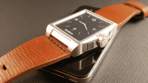 Carbon Smartwatch Can Actually Charge Your Smartphone 5