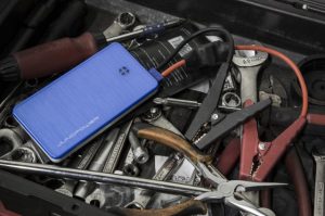 This Portable Battery Fits in Your Pocket and Jumpstarts Your Car 4