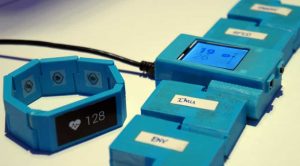 Blocks is a Nifty Modular Smartwatch Concept Design 8