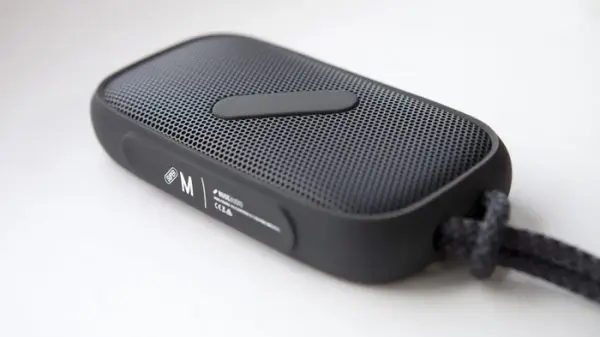 This Little Bluetooth Speaker Fits Snugly in Your Pocket 2