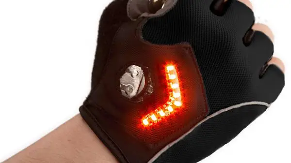 LED Turn Signal Cycling Gloves 1 LED Turn Signal Cycling Gloves 1