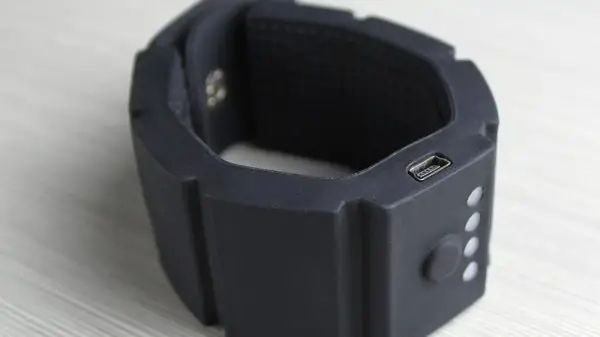 OMAX Wrist Power Bank
