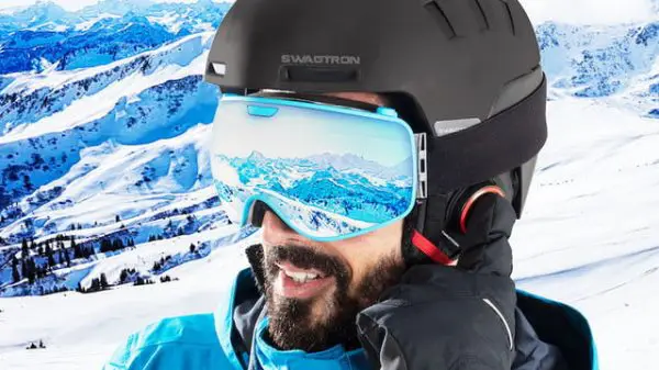 Snowtide Smart Helmet 1 Snowtide Smart Helmet 1