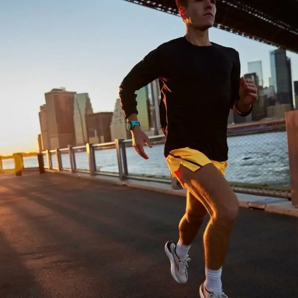 Garmin Forerunner 265 1 Garmin Forerunner 265 1