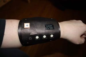 Adafruit modder builds real life Pip Boy just in time for Mayan apocalypse 10