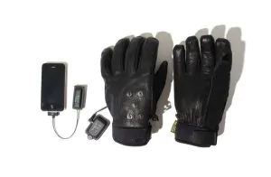 Mix Master Gloves keep your hands warm and control your iPod 10