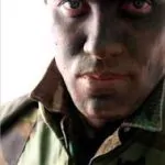 Next-Gen camouflage makeup also protects you from blasts and burns 3 Next-Gen camouflage makeup also protects you from blasts and burns 2