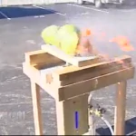 This EEG headset lets you destroy watermelons with the power of your mind 3 This EEG headset lets you destroy watermelons with the power of your mind 2