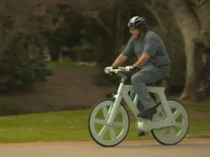 Designer makes bicycle out of cardboard, costs only nine bucks 1 Designer makes bicycle out of cardboard, costs only nine bucks 1