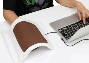 This heated mousepad keeps your mouse moving and your hands warm 6