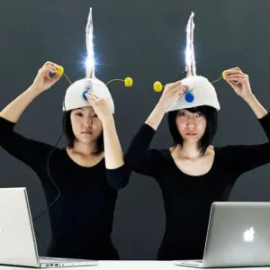 MIDI Hat turns life into a weird jam session 1 MIDI Hat turns life into a weird jam session 1