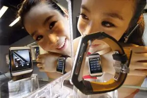 Samsung confirms work on a smartwatch 14