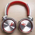Sony and Simon Cowell team up for X-factor-themed MDR-X10 headphones 6 Sony and Simon Cowell team up for X-factor-themed MDR-X10 headphones 5