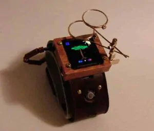 Steampunk Arduino Watch tells time, comes packed with apps 11