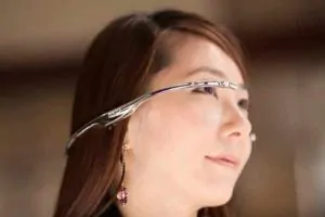 Japanese Consortium Battles Google Glass With Their Telepathy One 11